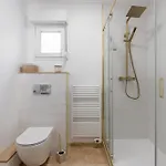 - Cosy Renove -terrasse & Parking Prive Apartment