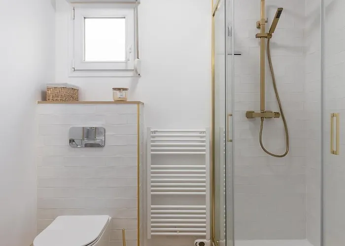 - Cosy Rénové -terrasse&parking Privé Apartmán