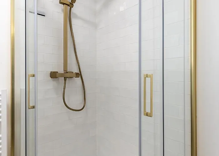 - Cosy Rénové -terrasse&parking Privé Apartmán *