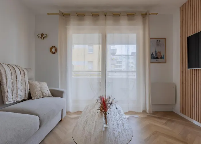 - Cosy Rénové -terrasse&parking Privé